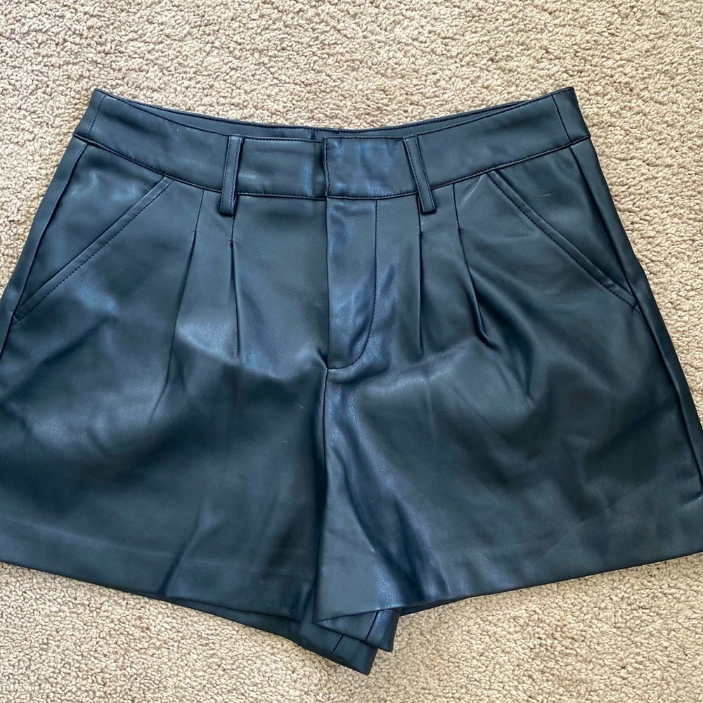 Black forever, 21 faux leather shorts, size medium